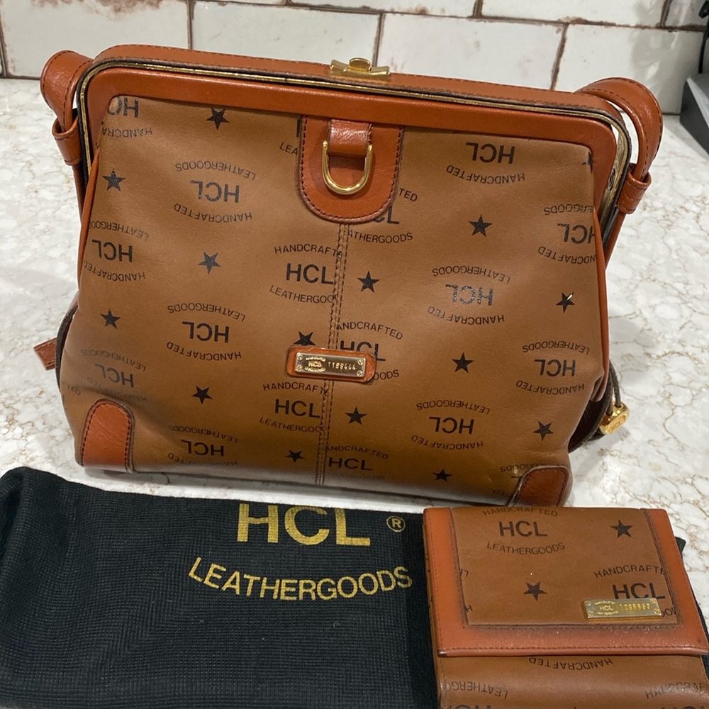 Hcl Authentic Handcrafted Leathergoods Handbag & Wall… Gem